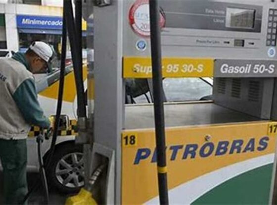 Within the IPCA basket, notable declines came from gasoline (-0.94%) and electricity (-4.21%).